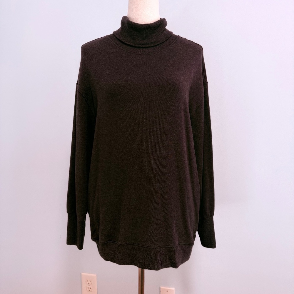 Athleta Women’s Mock Neck Burgundy Sweater Size M